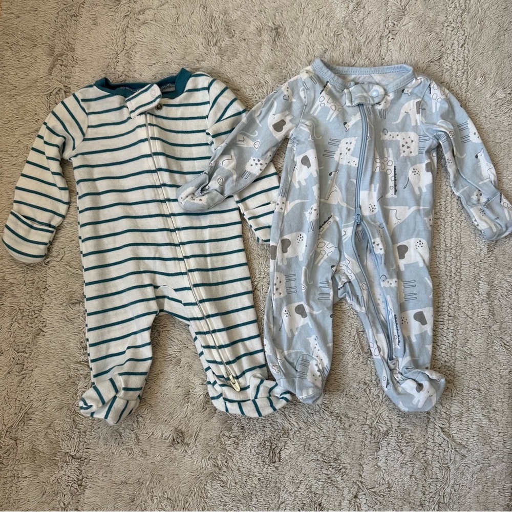 Set of 2 newborn dual zip footie pajamas